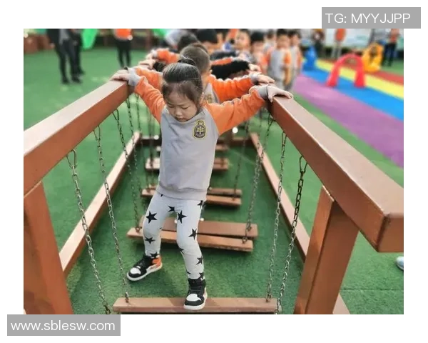 重庆街舞队的奋斗历程与极限运动会的精彩瞬间全景回顾